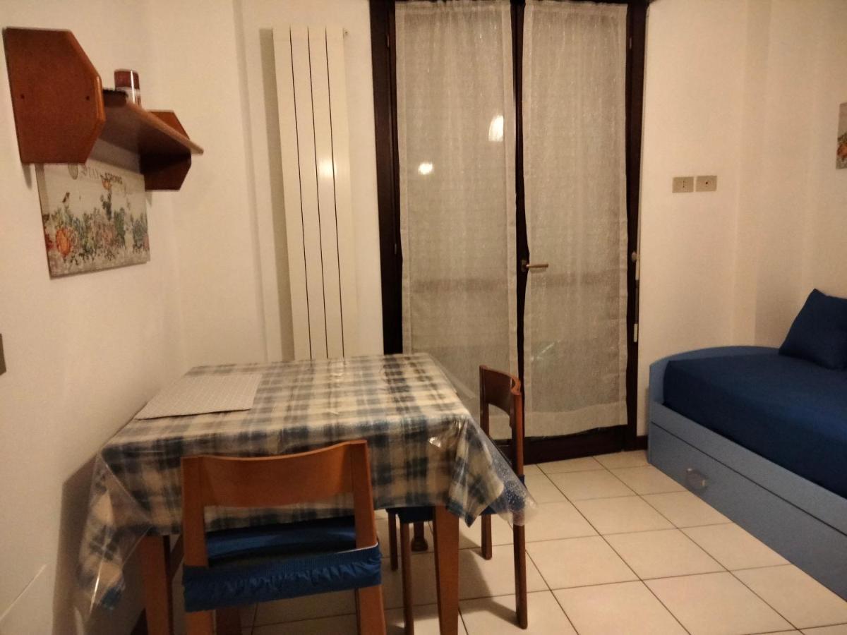 Ama Cityhouse ノヴァーラ エクステリア 写真